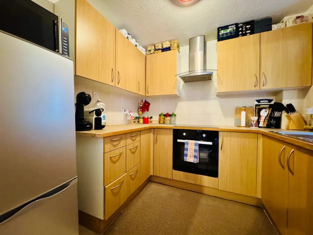 Property photo 2 of 8