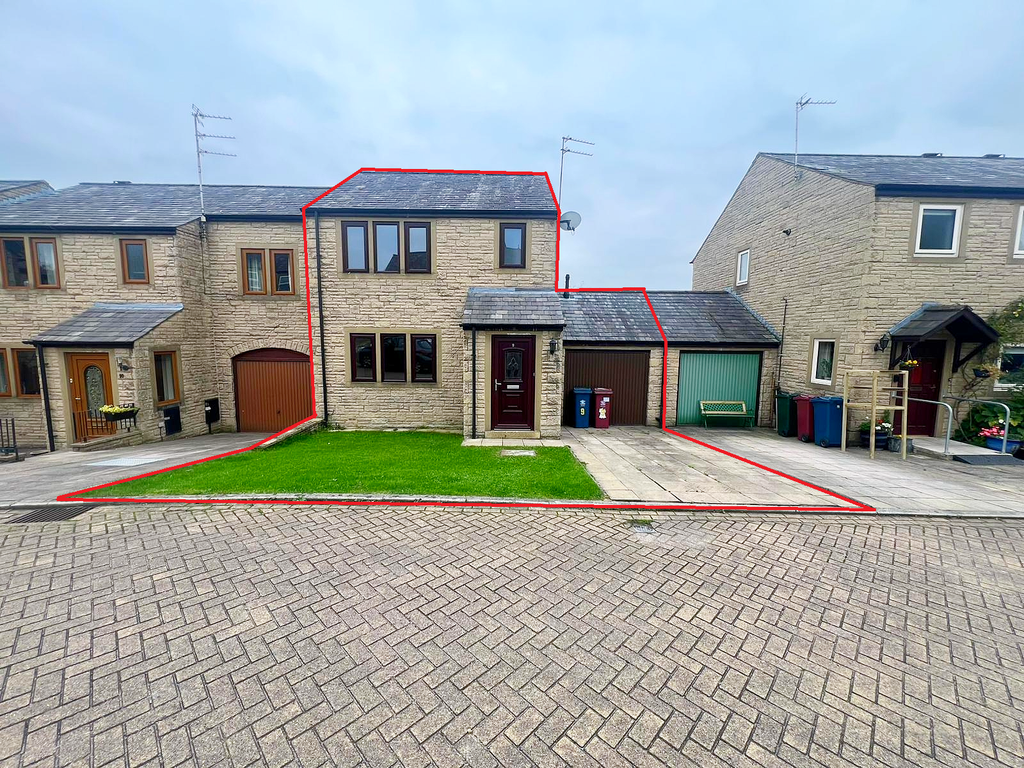 Property photo 1 of 11