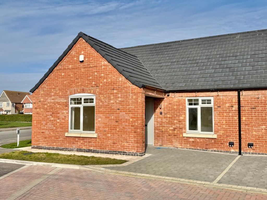 Property photo 1 of 16 Front