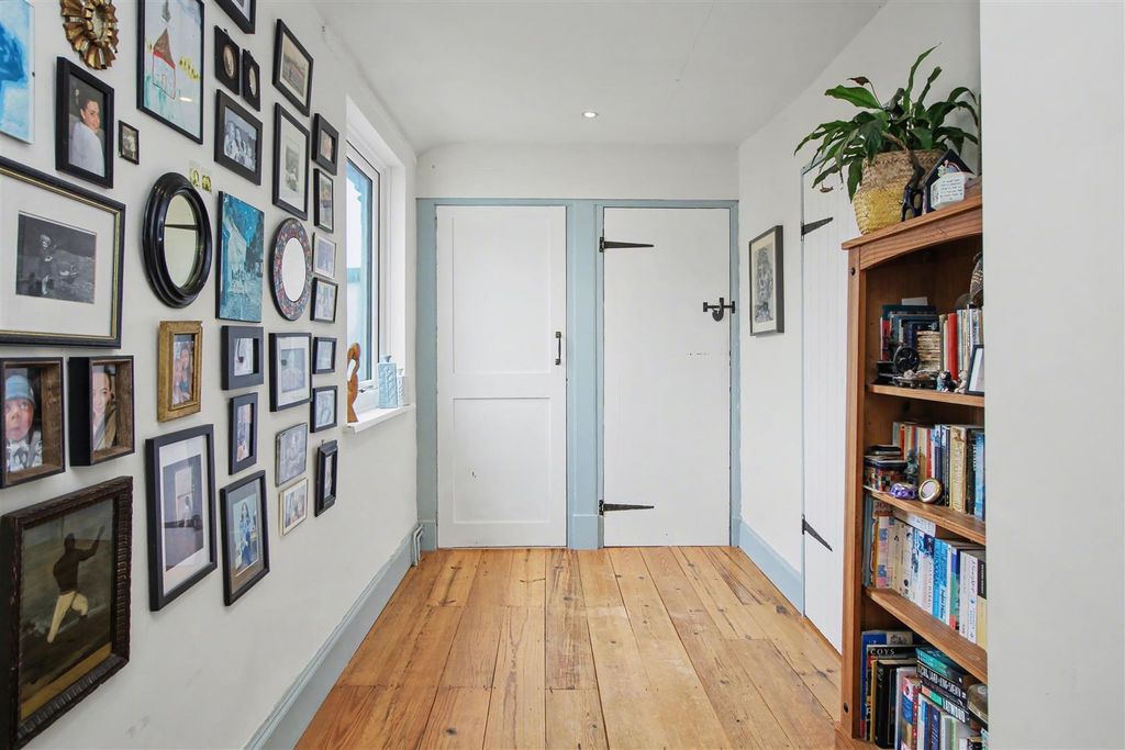 Property photo 3 of 33 Img_4644.Jpg