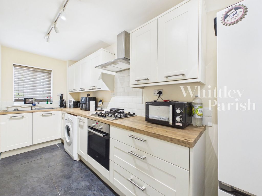 Property photo 2 of 9