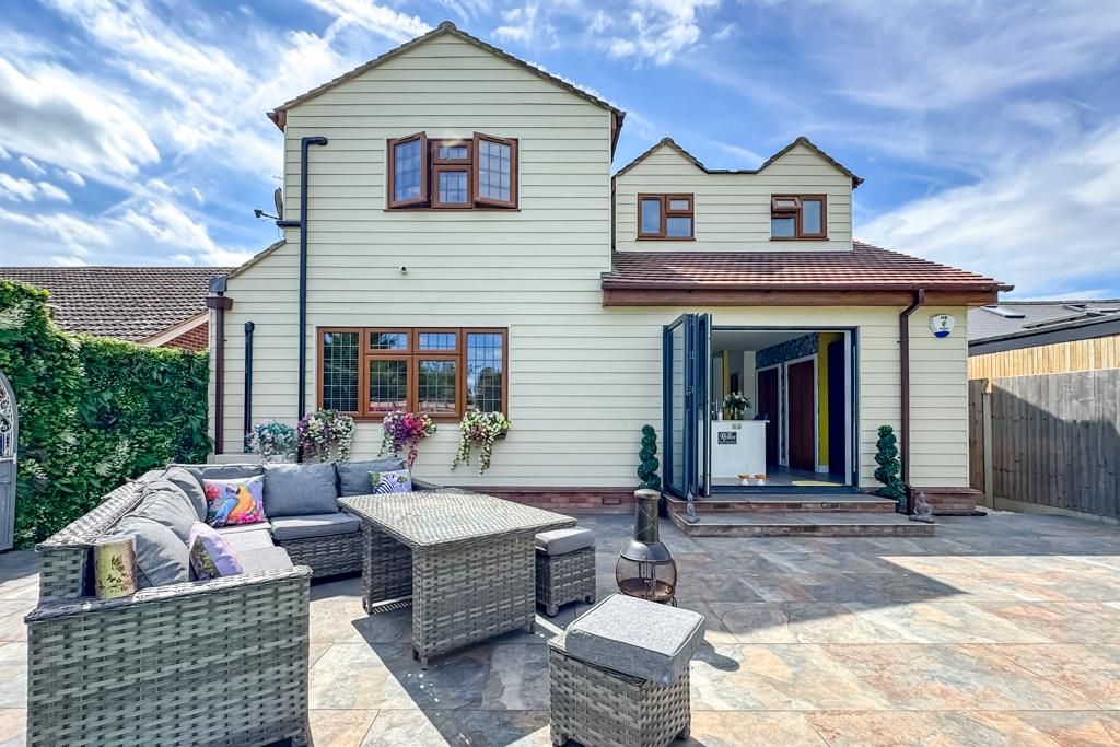 Property photo 3 of 40 Garden