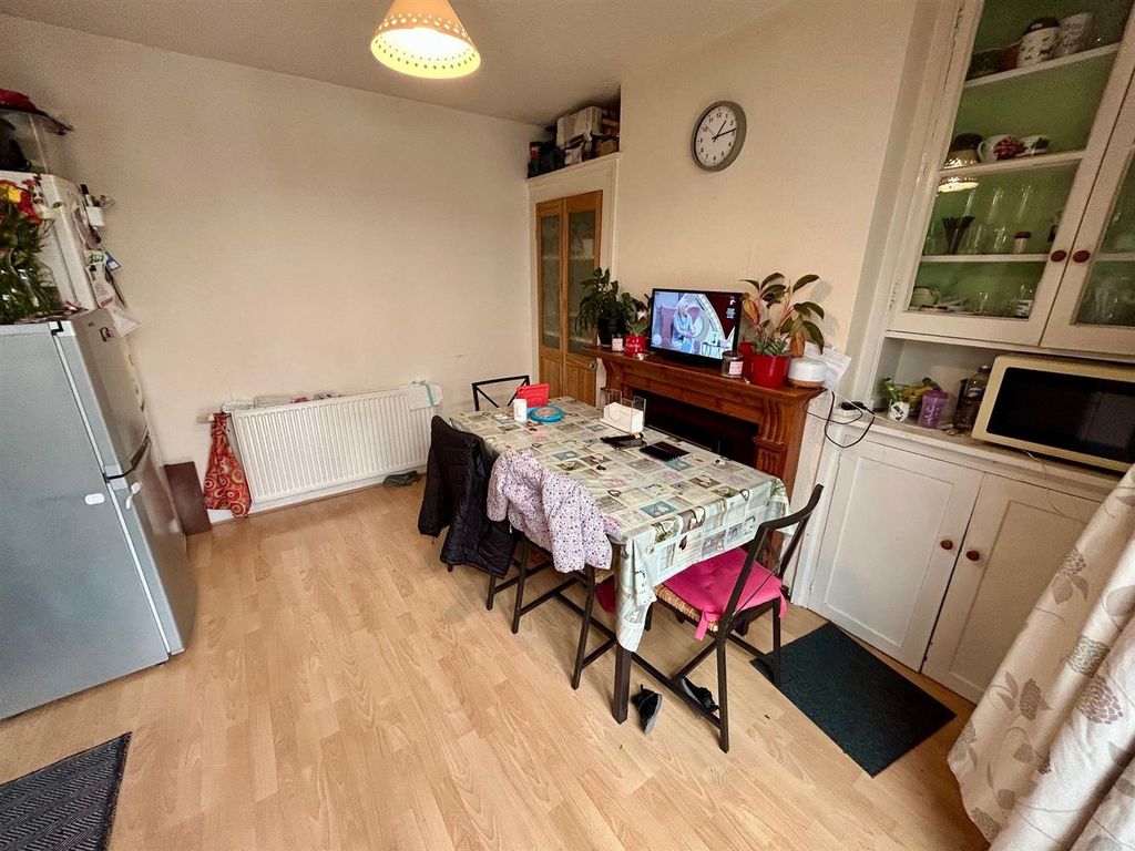 Property photo 3 of 11 3.Jpg