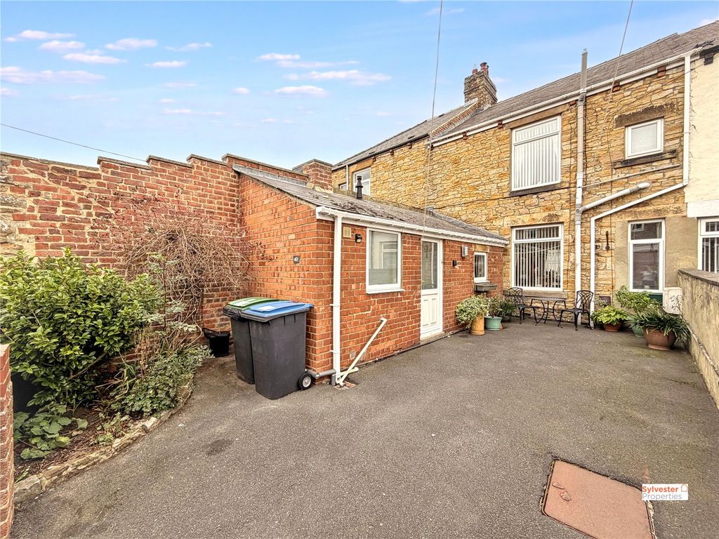 Property photo 1 of 19 Picture No. 20