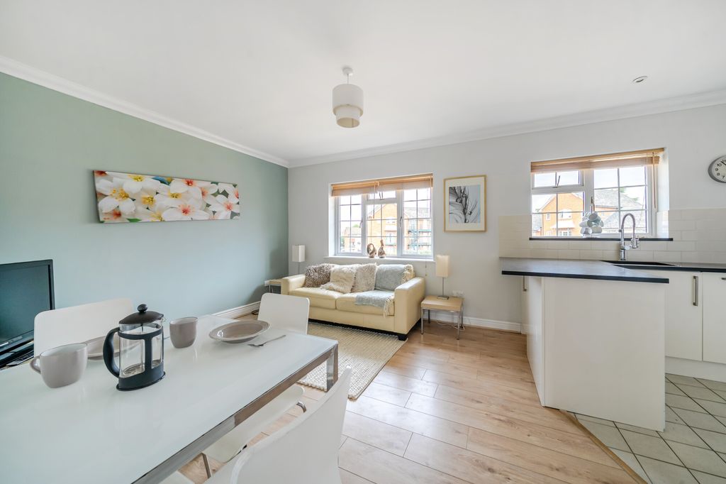 Property photo 2 of 13
