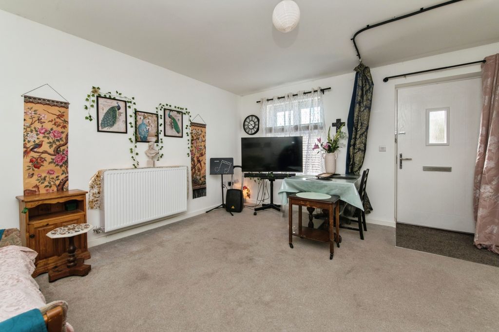 Property photo 3 of 13 Floorplan