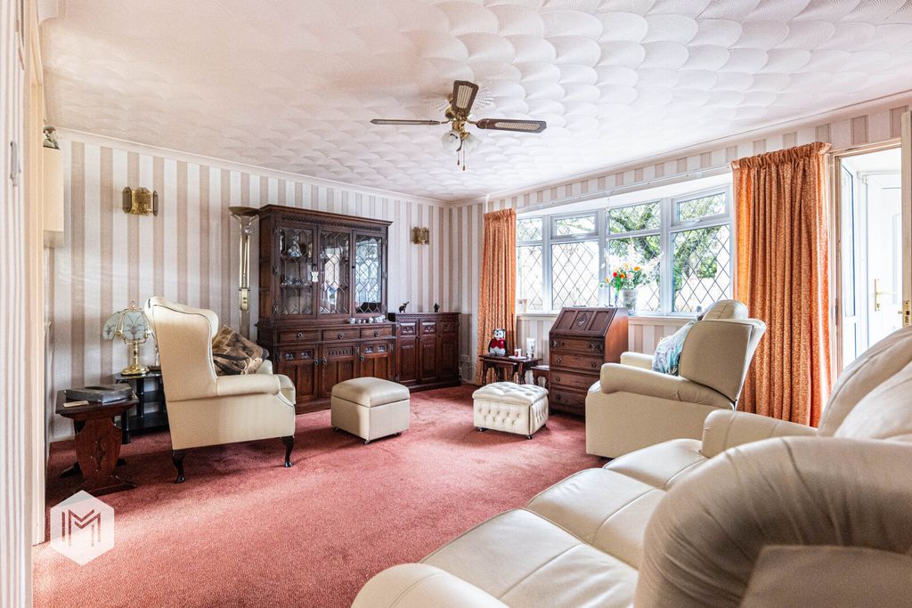 Property photo 2 of 15 Picture No. 03