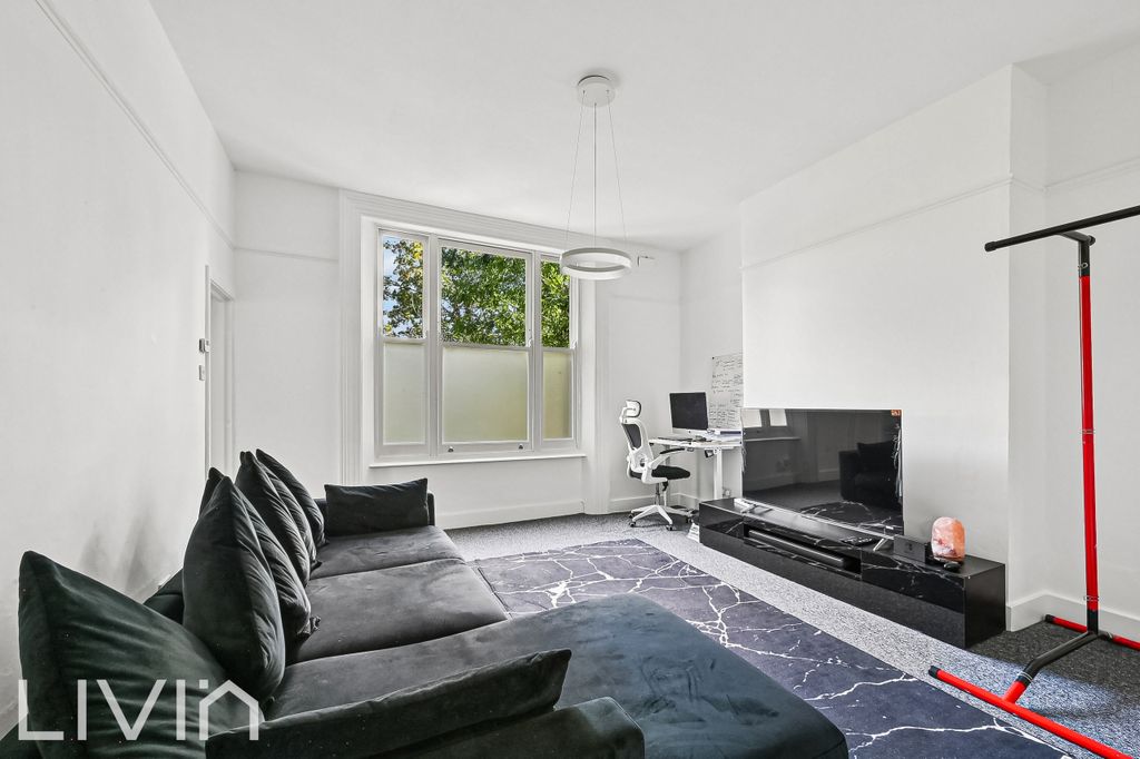 Property photo 3 of 8 Canning Road,56,2 -22