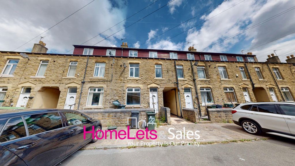 Property photo 1 of 8 22-Marsland-Place-07102025_100643