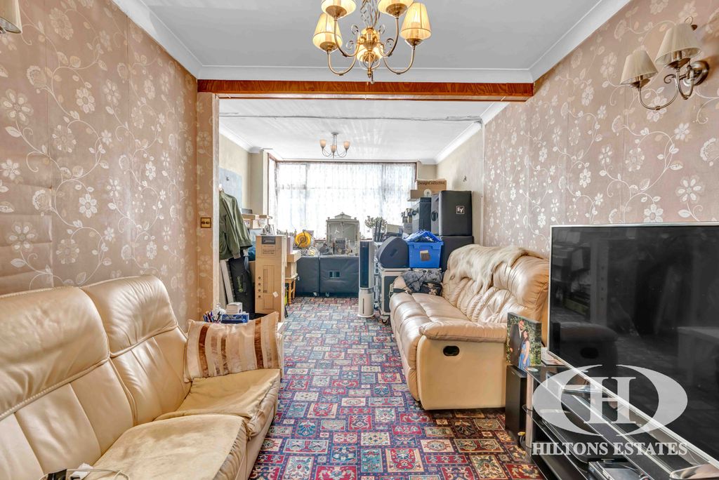 Property photo 2 of 19