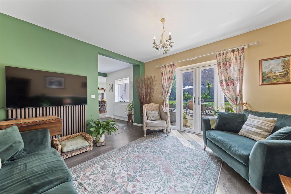Property photo 3 of 30 16Jenningsclweb42A.Jpg