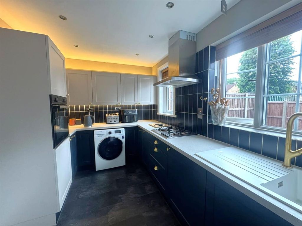 Property photo 3 of 13 Kitchen 1.Jpg