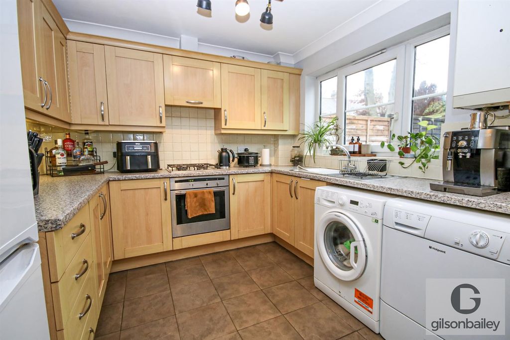 Property photo 3 of 17 10-Img_2106.Jpg