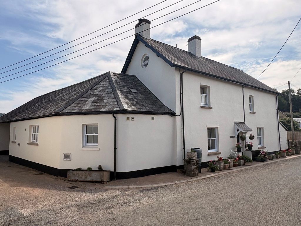 Property photo 1 of 23 Bridge House