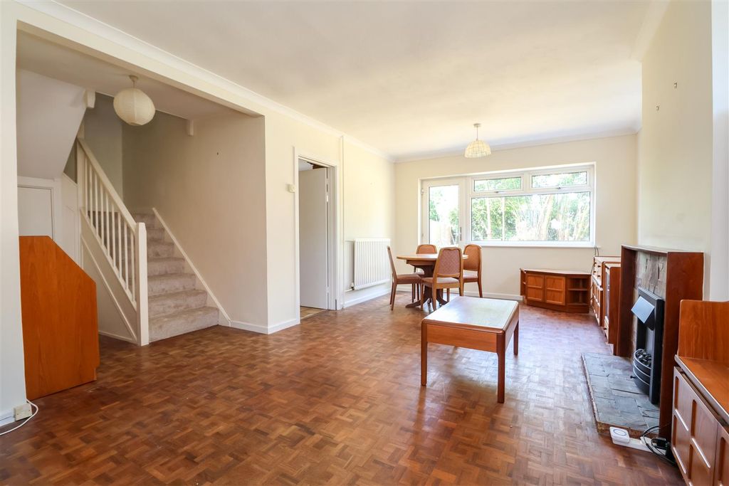 Property photo 3 of 22