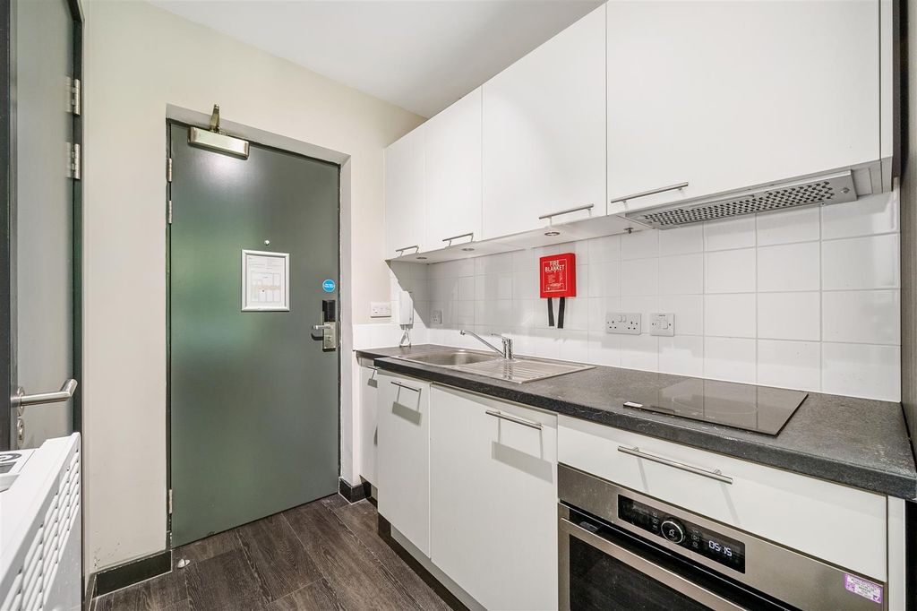 Property photo 3 of 7 65 - The Dome Apartments-2.Jpg