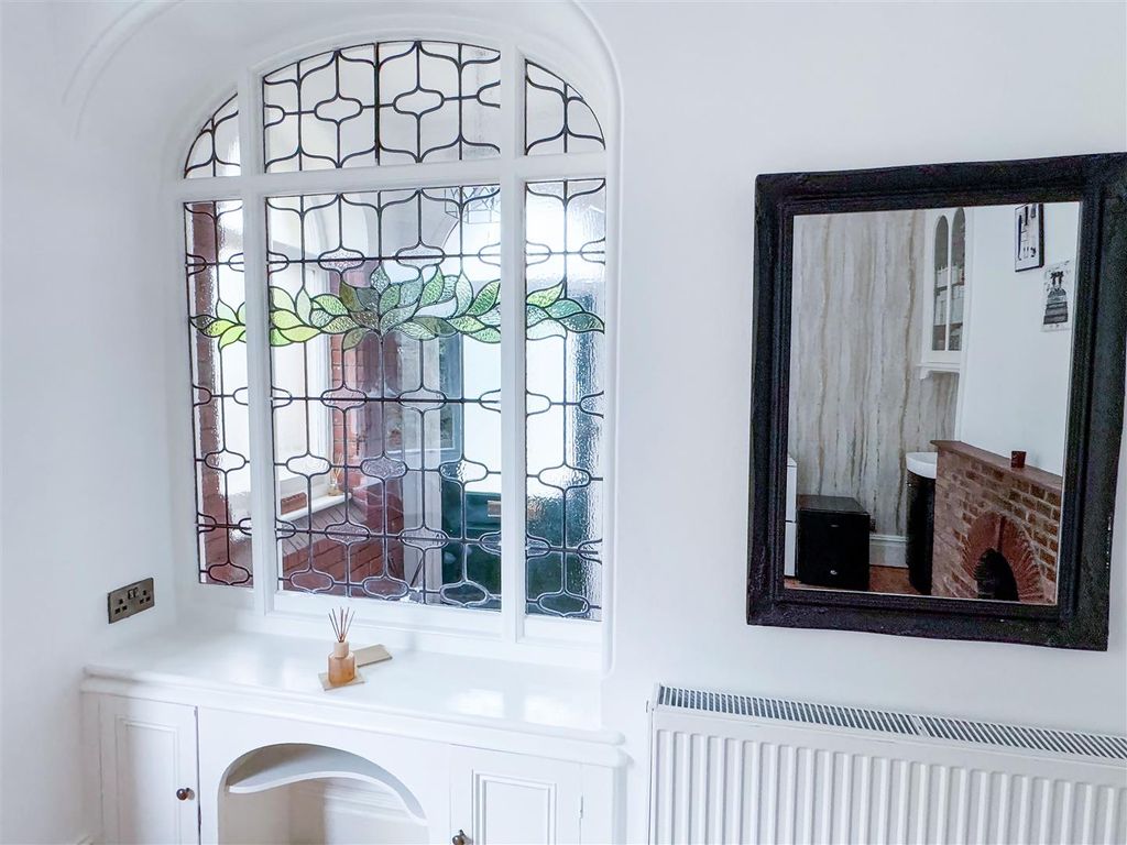 Additional image 13 of 6 bed semi-detached house for saleEast Ham Road, Littlehampton BN17