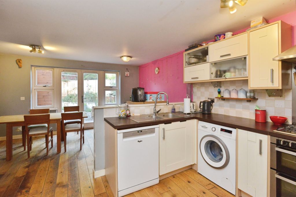 Property photo 3 of 14