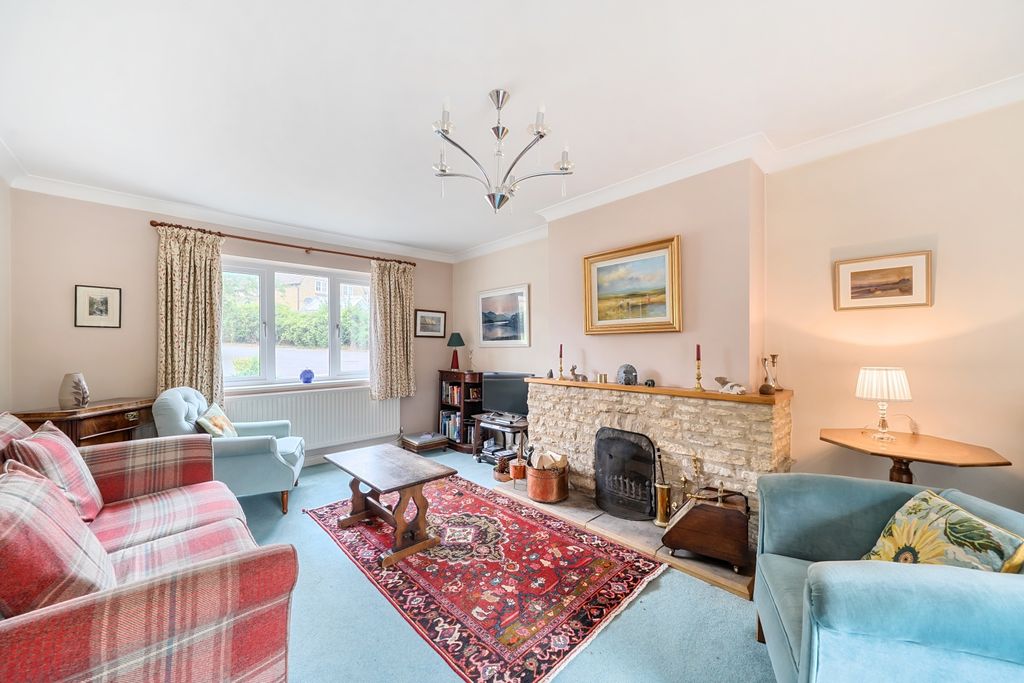 Property photo 3 of 15 1336174-17-68A4c80d37F70