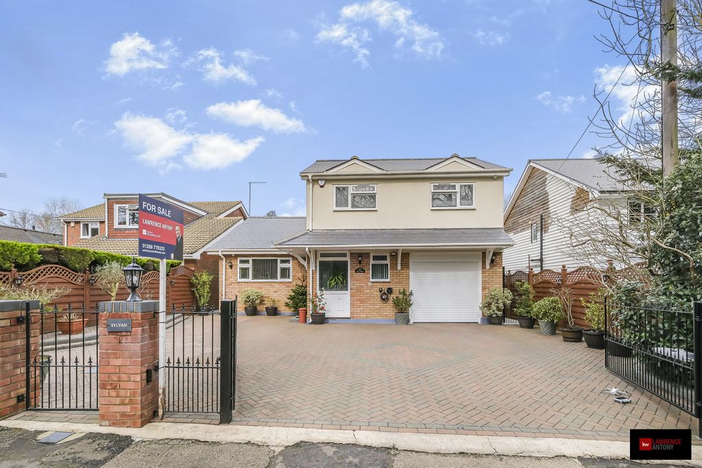 Property photo 1 of 45