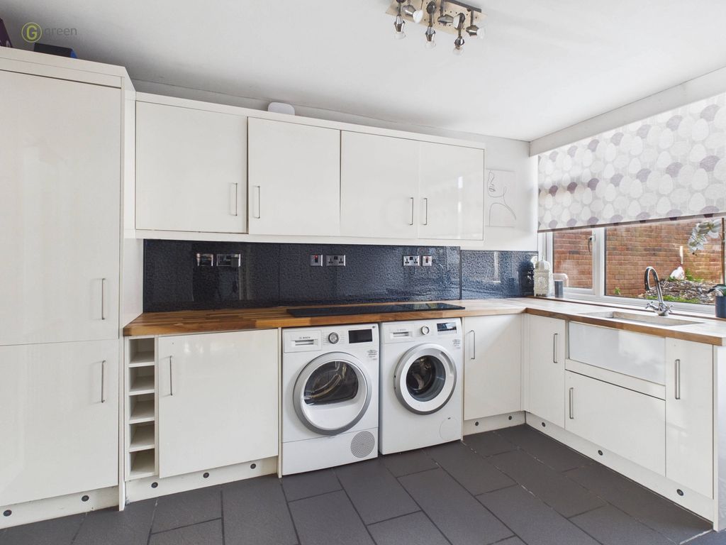 Property photo 2 of 29 3Aa0094004B94E5d82749A818E2572B5100Cam04425G0Pr0391Still009