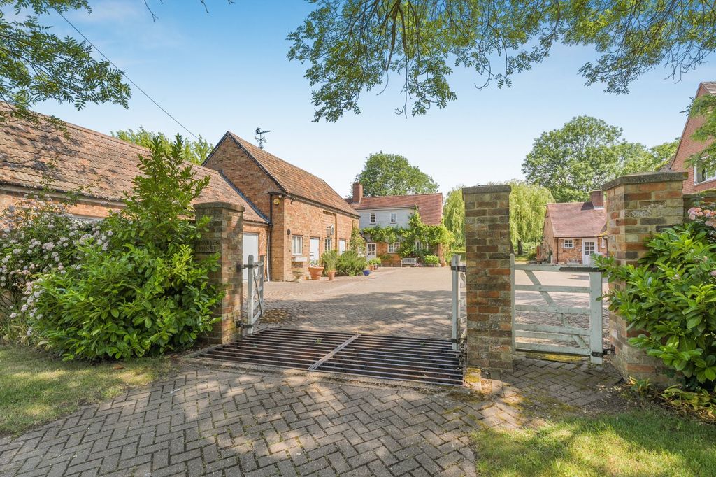 Property photo 2 of 18 Picture No. 06