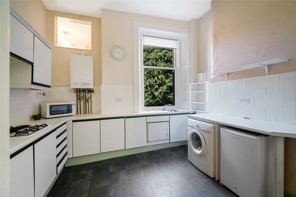 Property photo 3 of 21 Picture No. 10