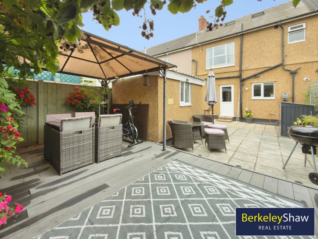 Property photo 2 of 35 Pbox-Img.Jpg