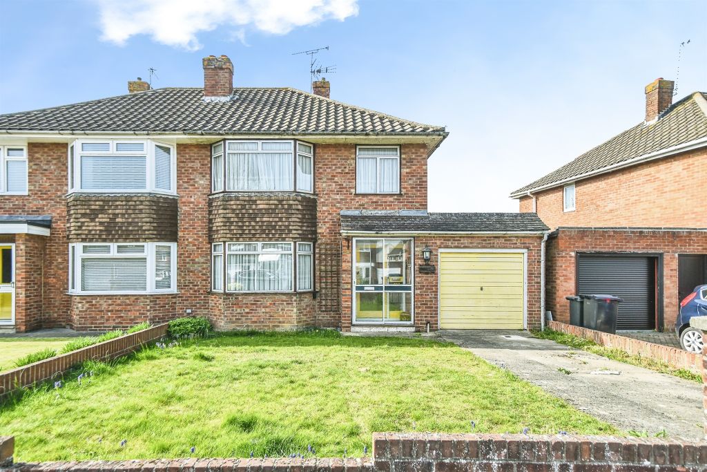 Property photo 1 of 17