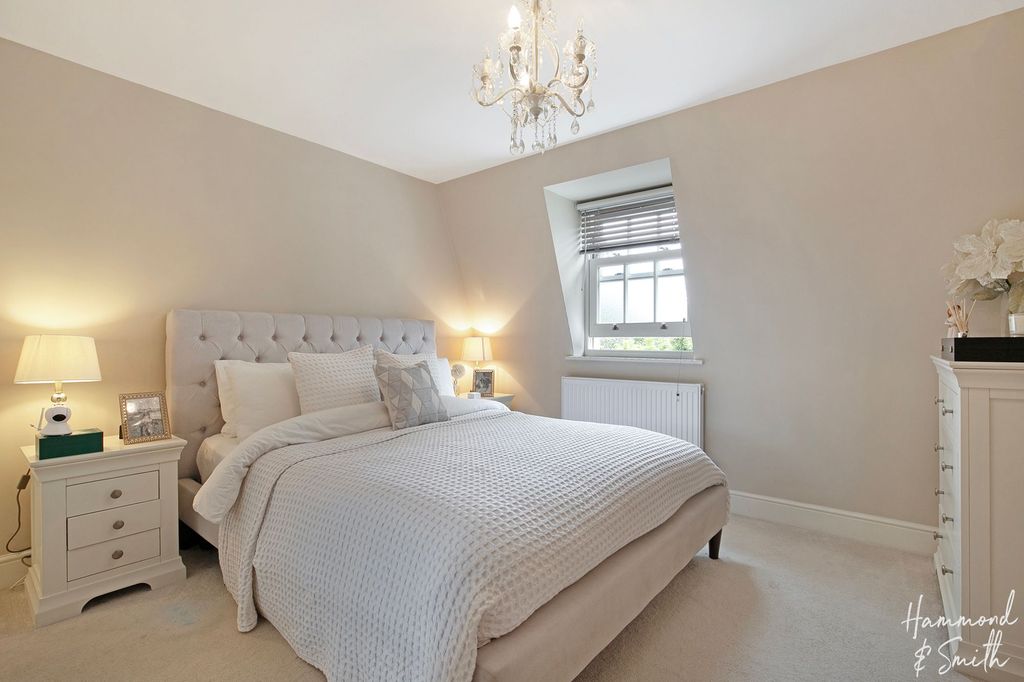 Additional image 13 of 2 bed flat for saleHemnall Street, Epping CM16