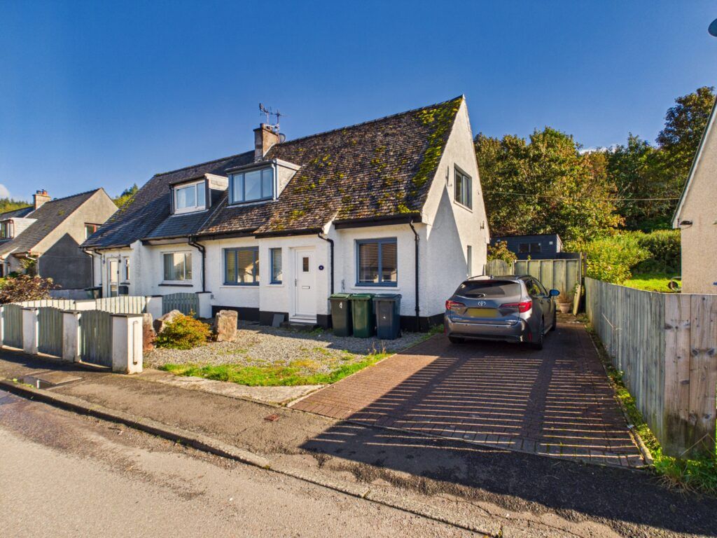 Property photo 1 of 27