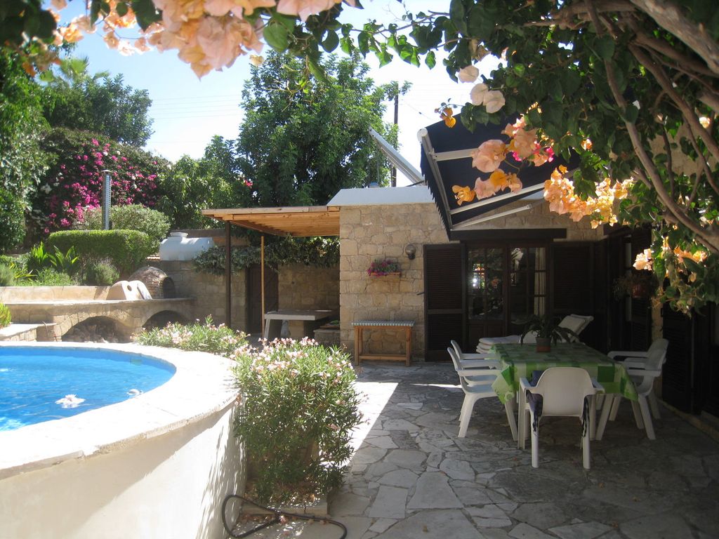 Property photo 1 of 23