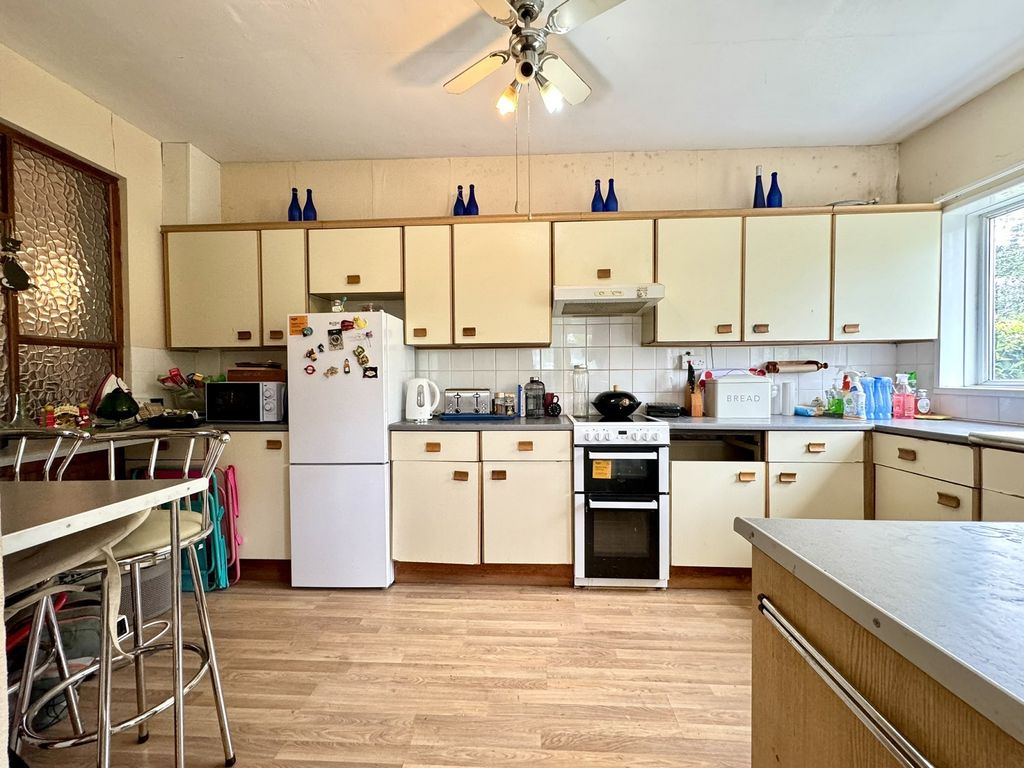 Property photo 2 of 21 Not Specified