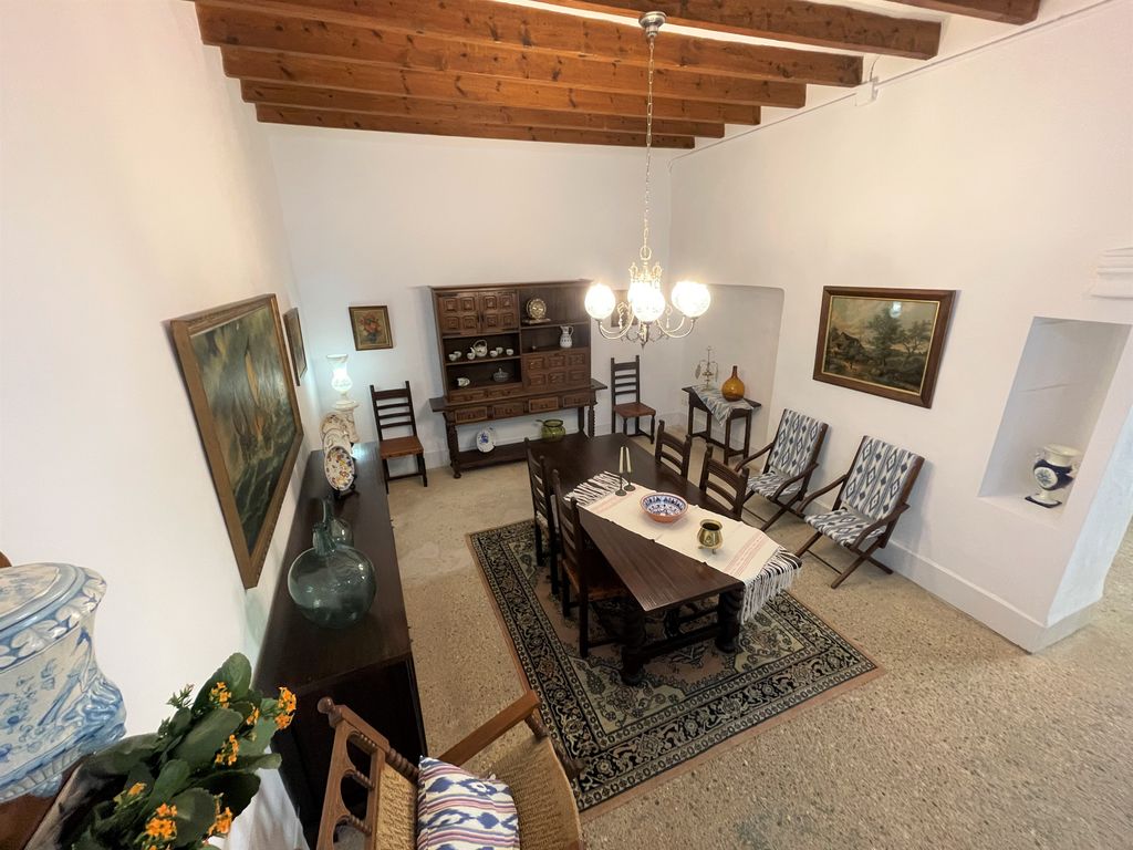 Property photo 3 of 13 5.1.Jpg