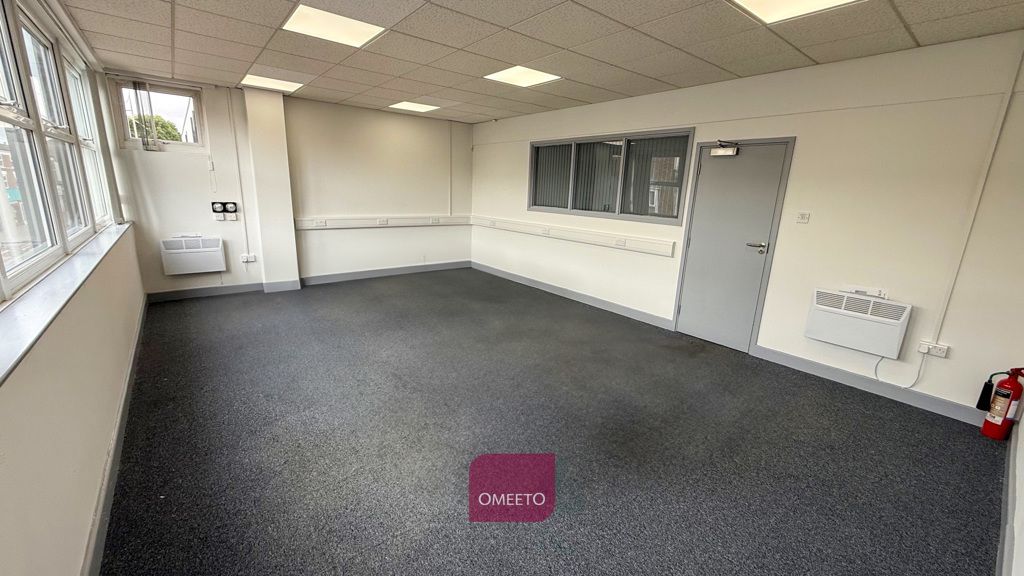 Property photo 3 of 5 Office To Rent