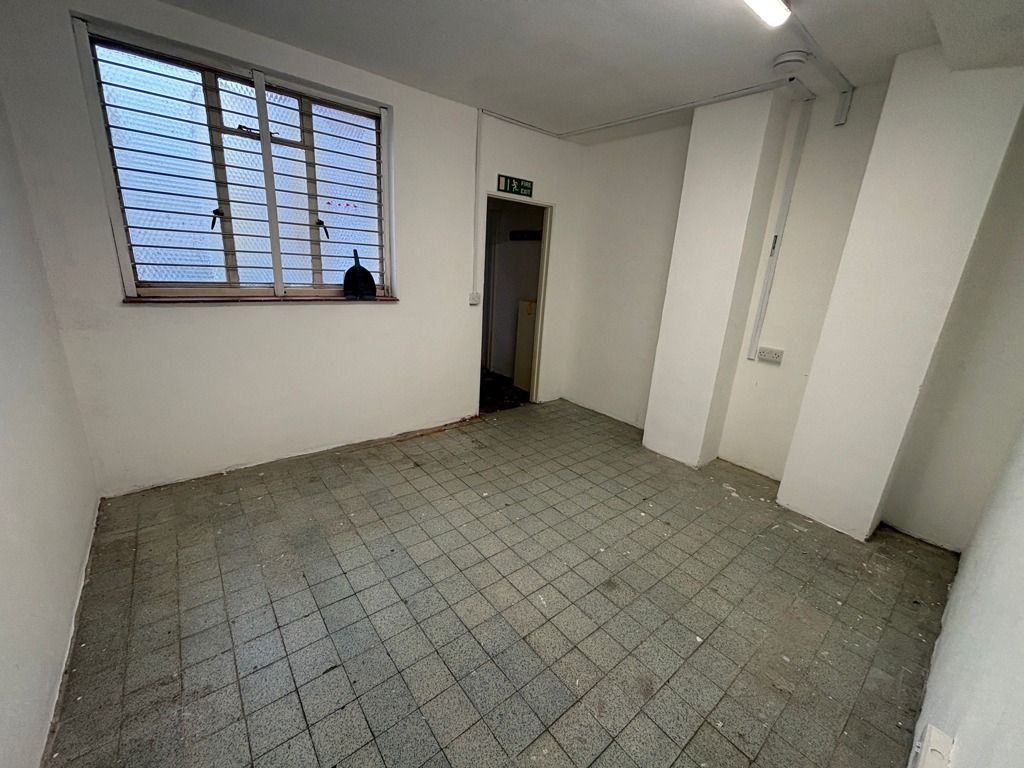 Property photo 3 of 5 Photo 9