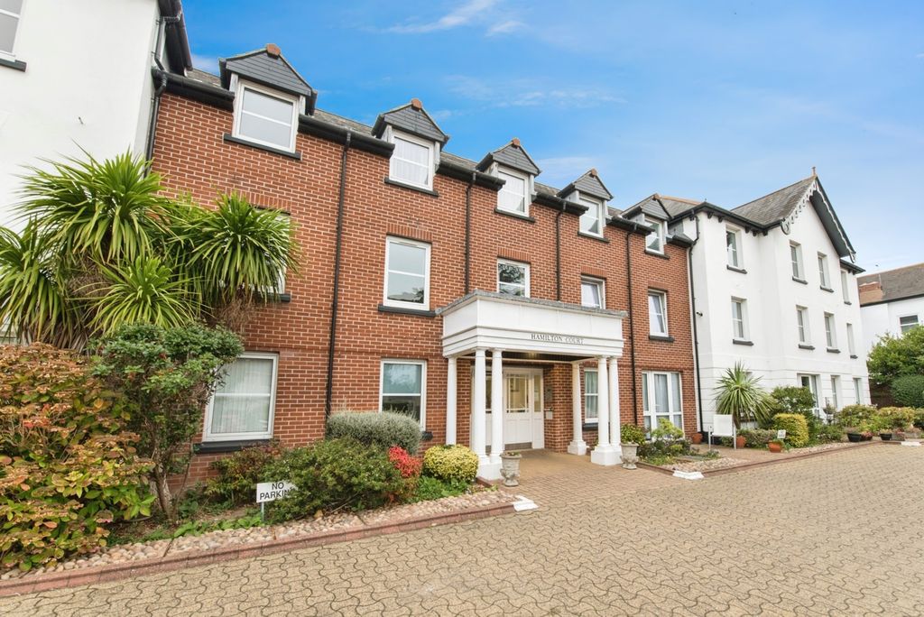 Property photo 1 of 17 Photo