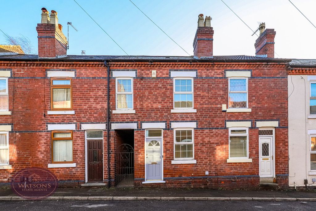 Property photo 1 of 18