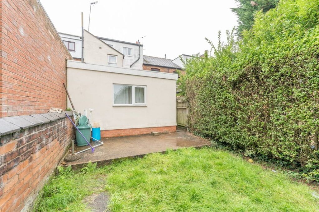 Property photo 3 of 8