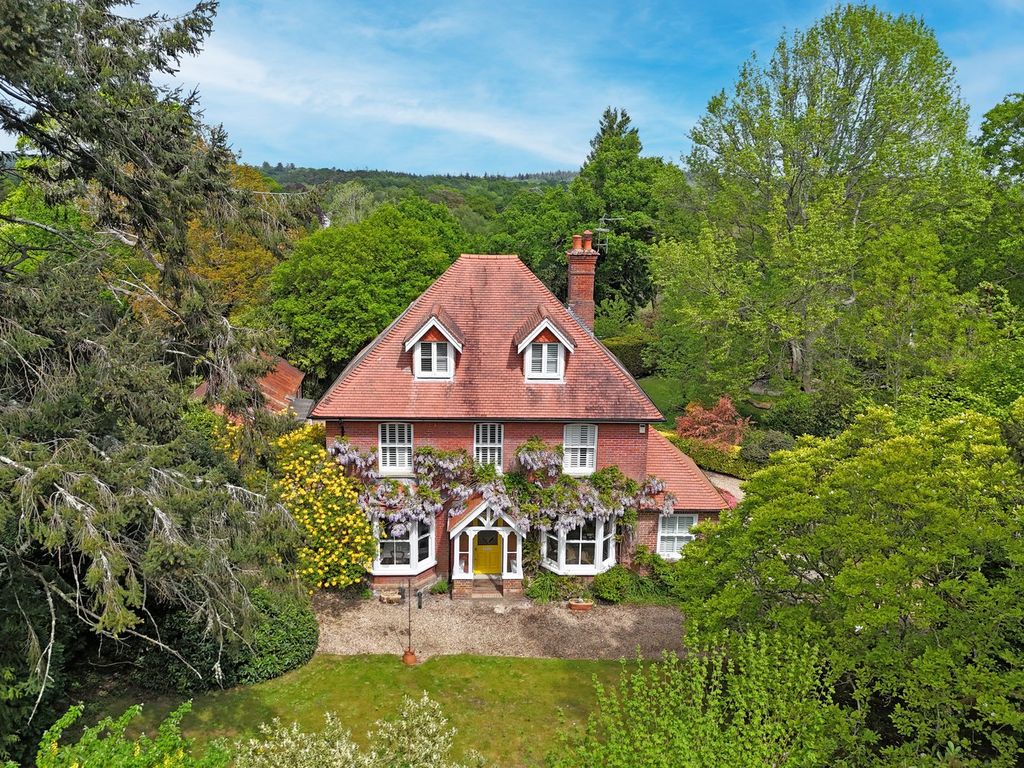 Property photo 1 of 24