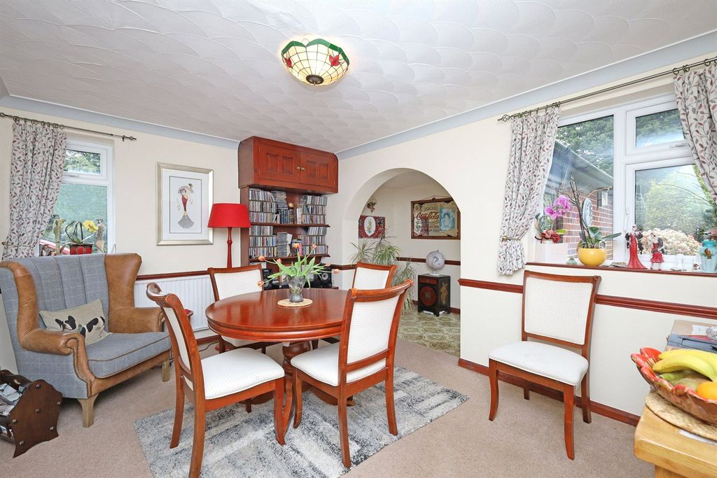 Property photo 2 of 26 Picture No. 02