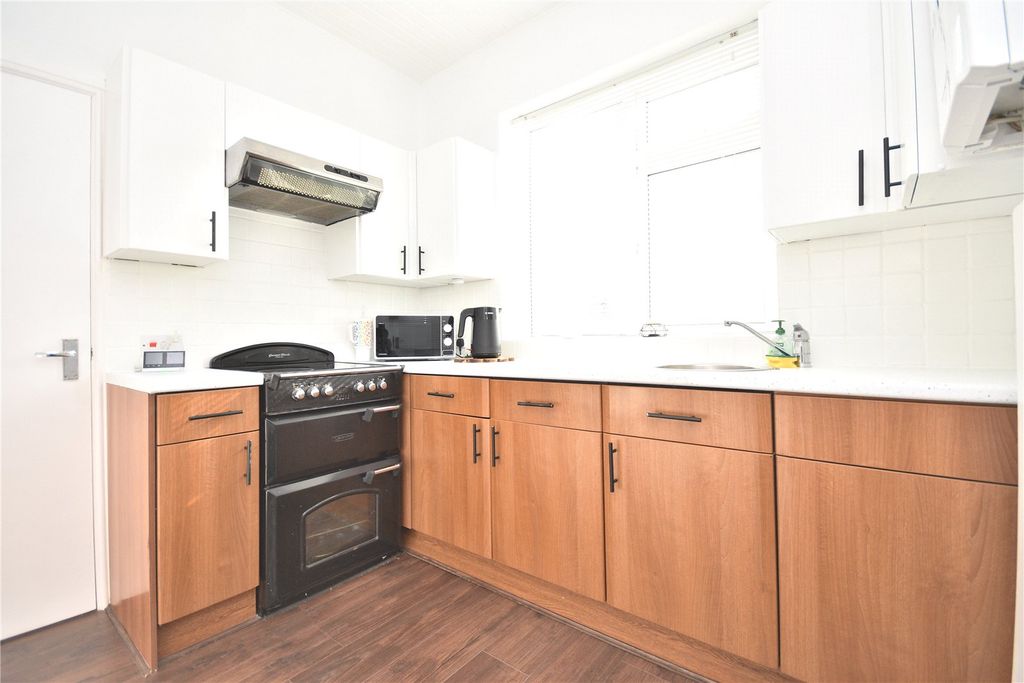 Property photo 3 of 11 Picture No. 05