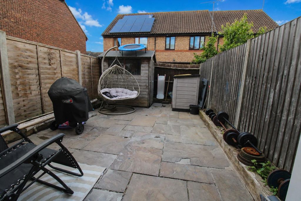 Property photo 3 of 9 Garden.Png