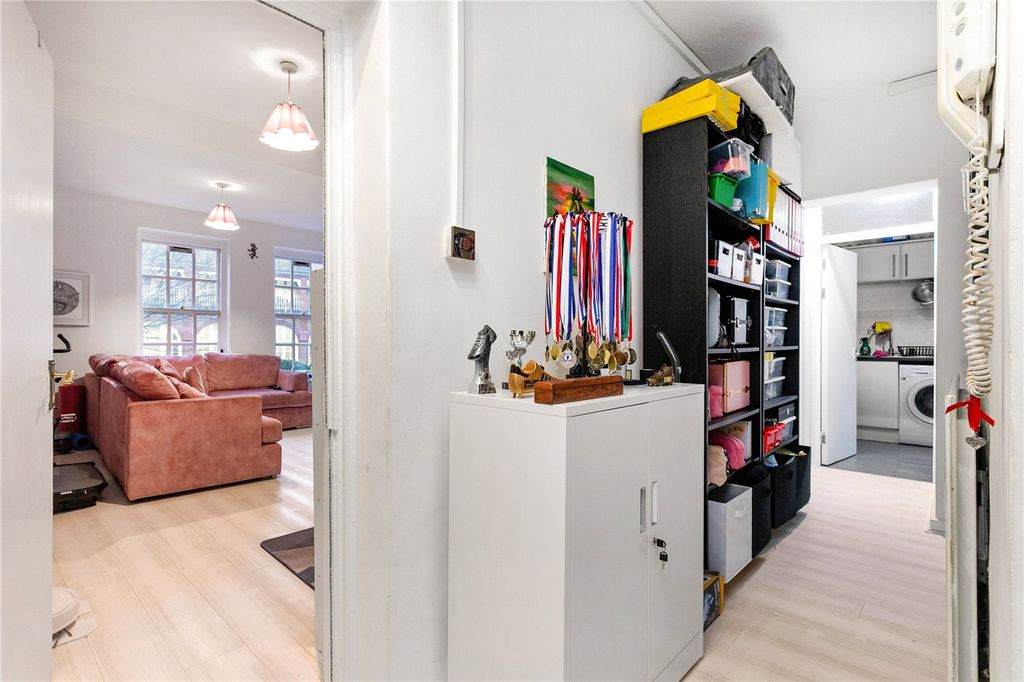 Property photo 3 of 11 Picture No. 05