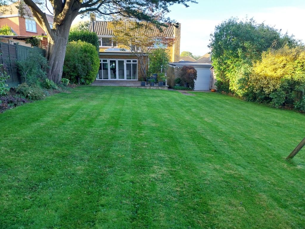 Property photo 2 of 14 Picture No. 35