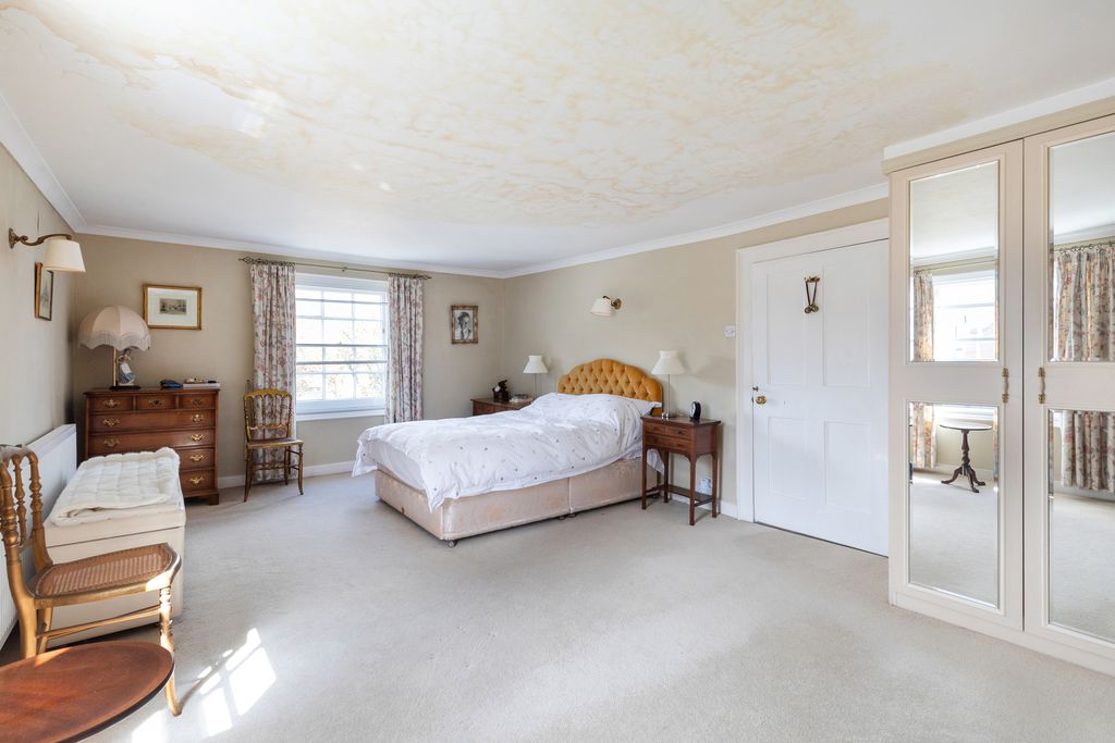 Additional image 17 of 5 bed detached house for saleHigh Street, Hampton TW12