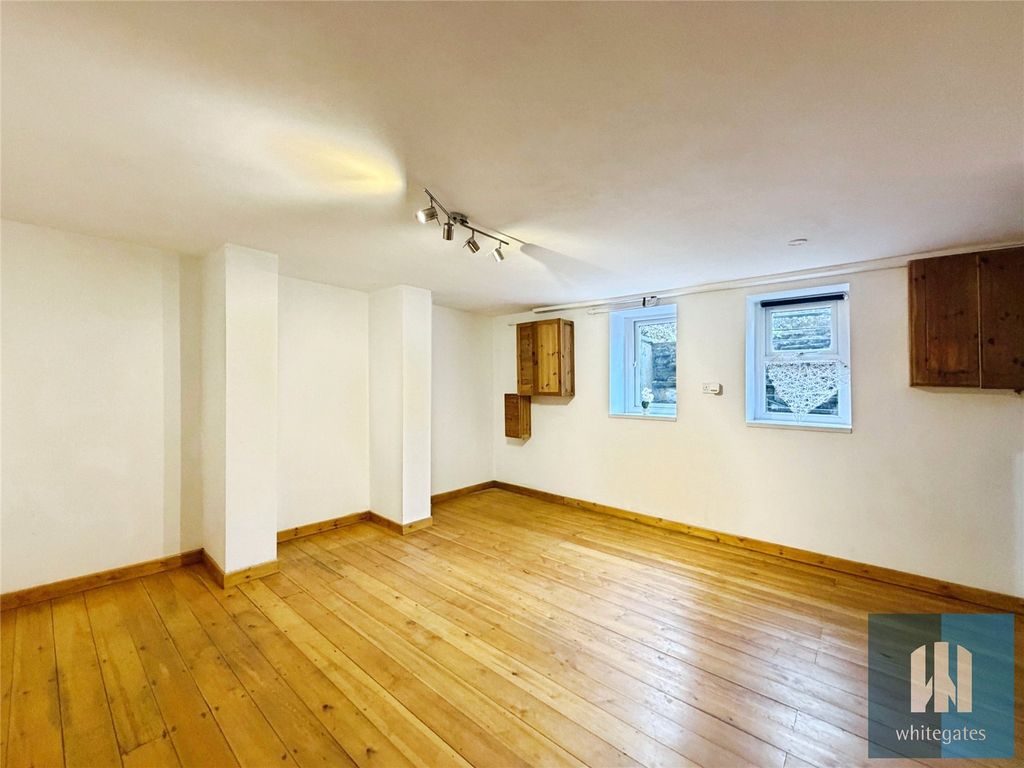 Property photo 3 of 16 Picture No. 51