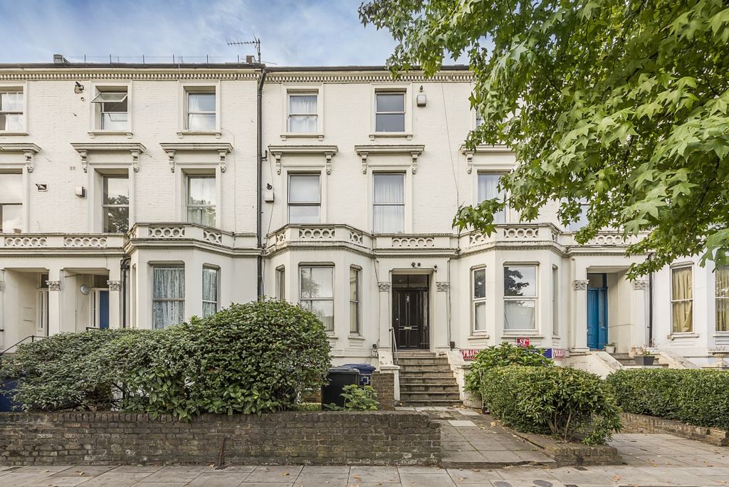 Property photo 1 of 9 7-37-The-Mall-10