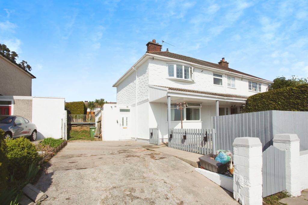 Property photo 1 of 12