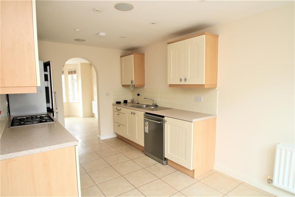 Property photo 2 of 15 Img_5622.Jpg